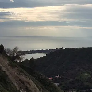 https://bb-casa-margherita.taorminaitalyhotels.com